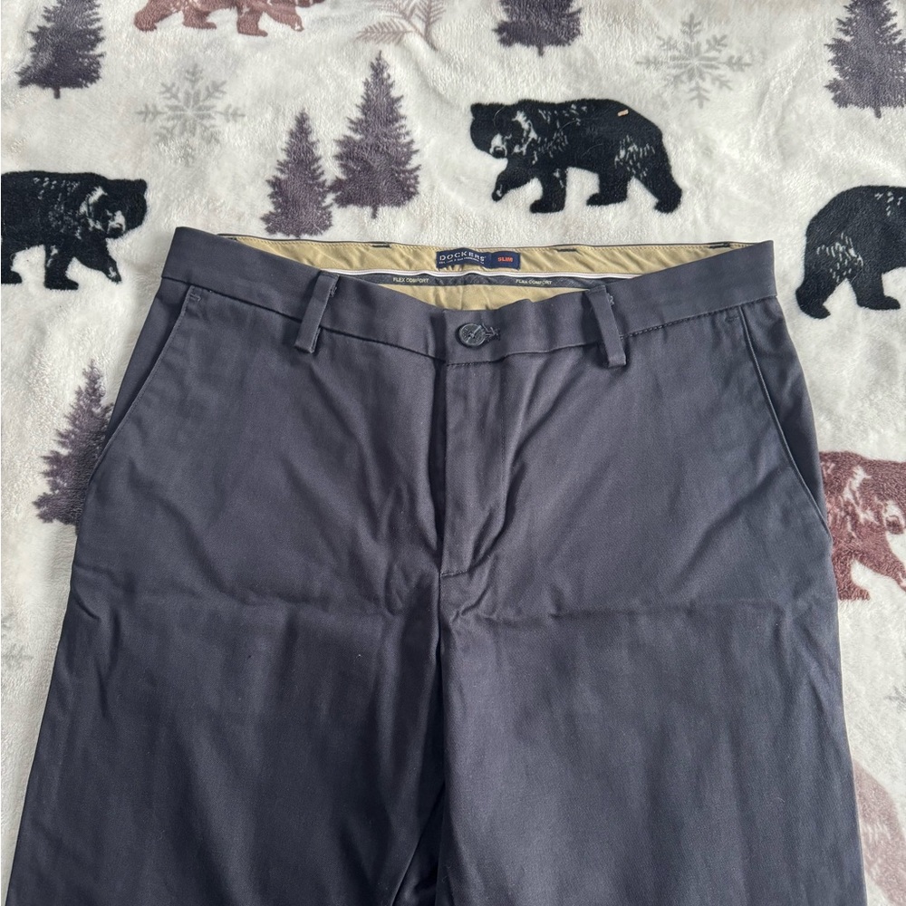 Dockers Men's Dark Gray Chinos